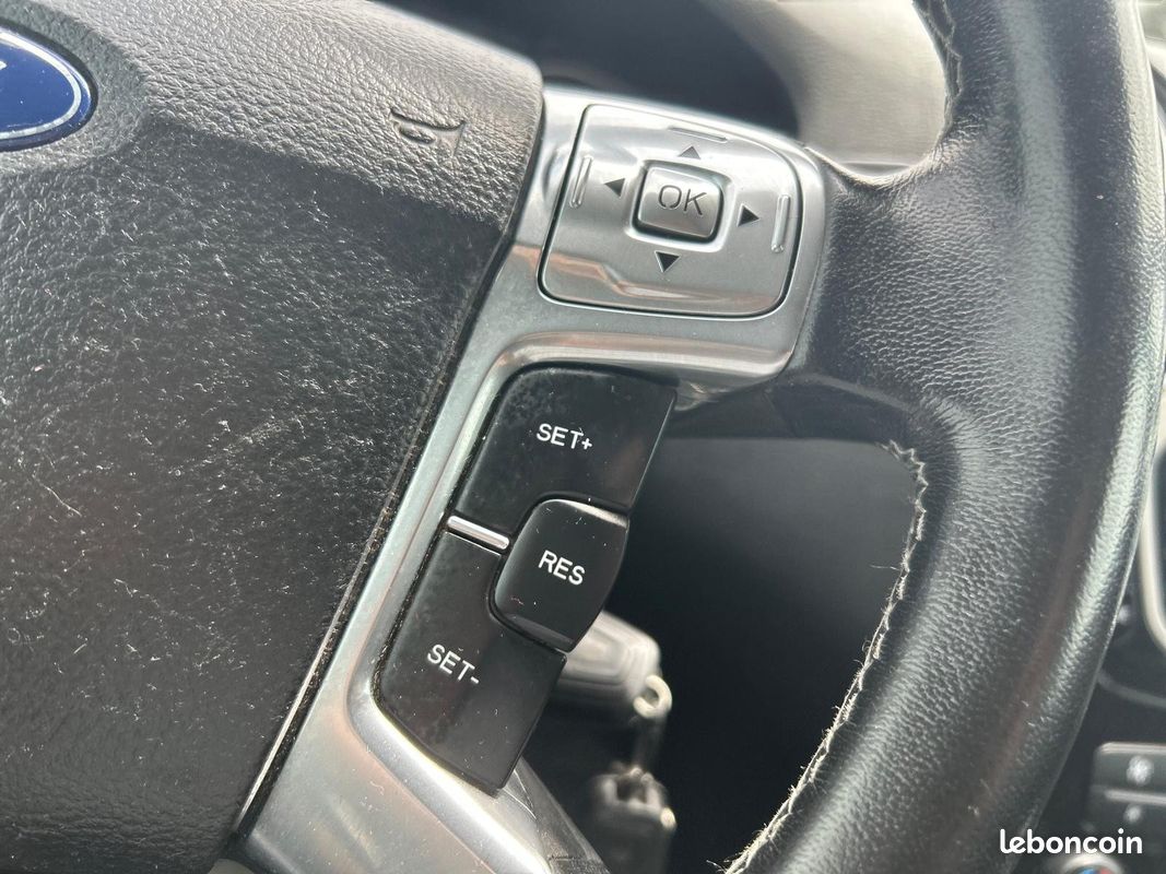 FORD S-MAX Titanium (03.2010->) (image 23)