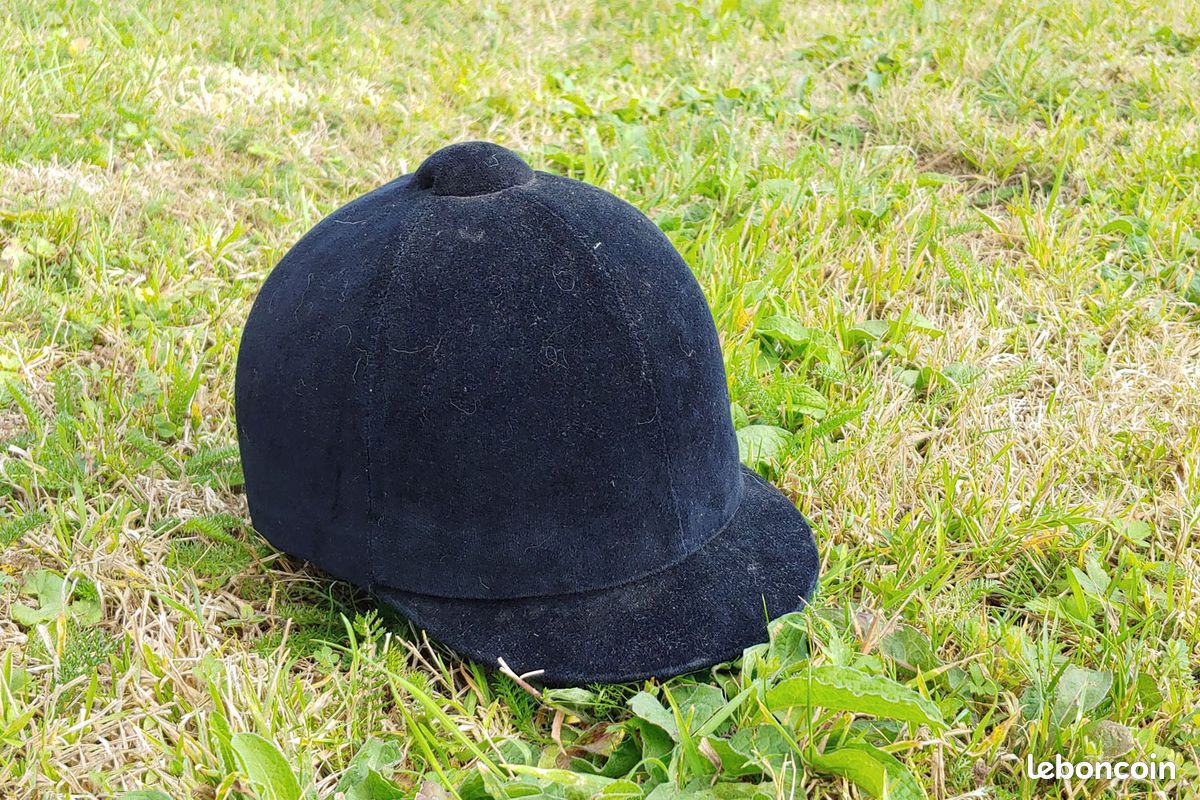 Casque d'équitation visière polo noir mat Pénélope X Freejump Pénélope | OHLALA
