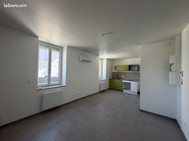 Appartement 2 pièces 51 m² · à Saint-Jean-Bonnefonds · 51 m² · 520 €