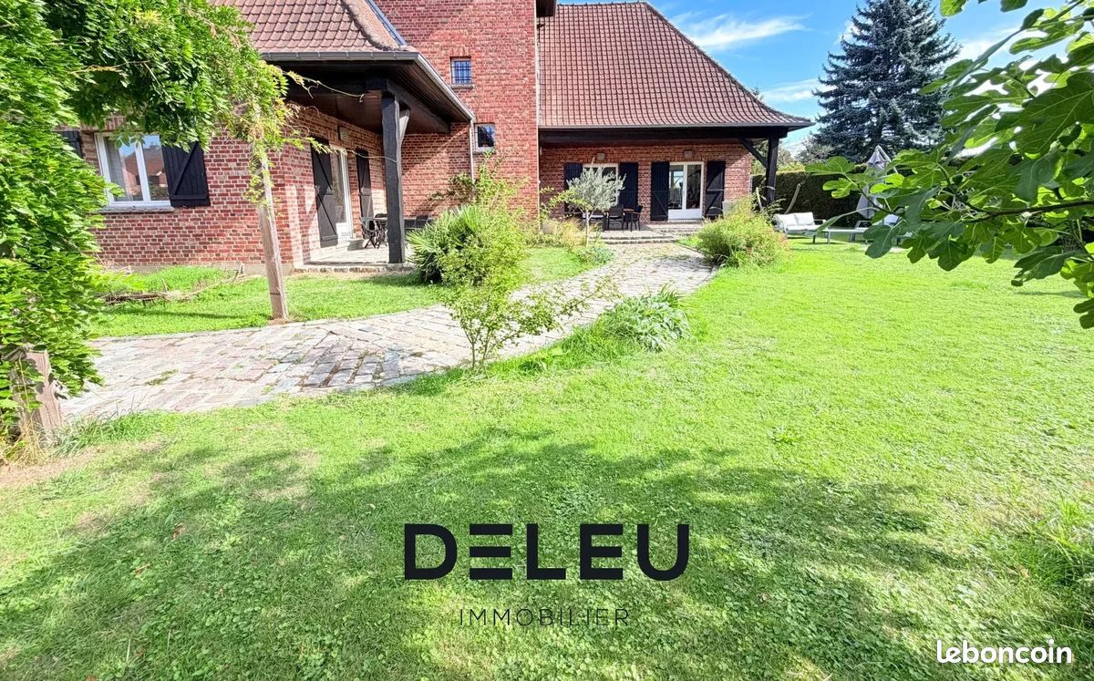 Maison 6 pièces 241 m² · à Wasquehal · 241 m² · 728 000 €