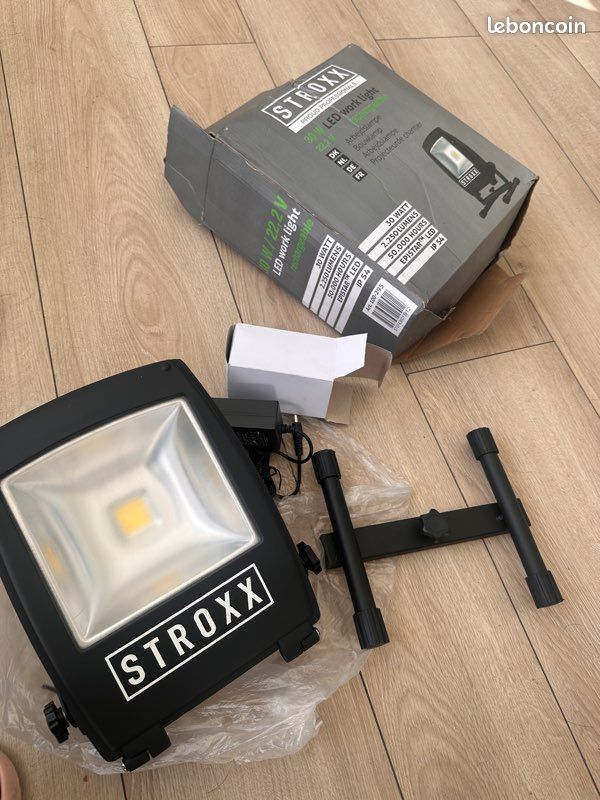 Stroxx lampe de chantier rechargeable (image 1)