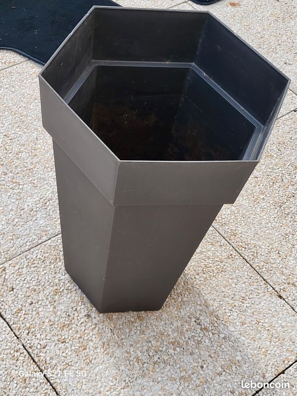Pot à fleur (image 2)