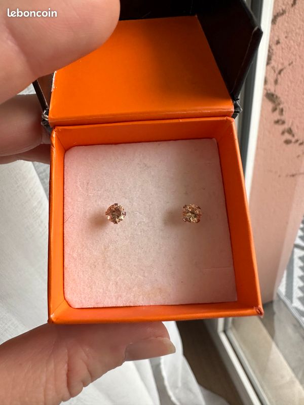 Boucle d’oreille (image 3)