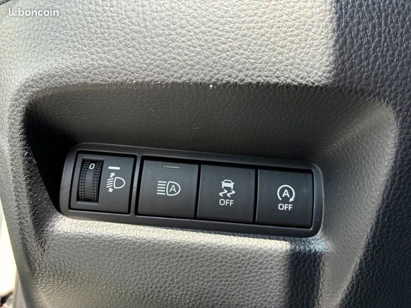 Toyota aygo x 1.0 VVT-i 72 Dynamic (image 16)