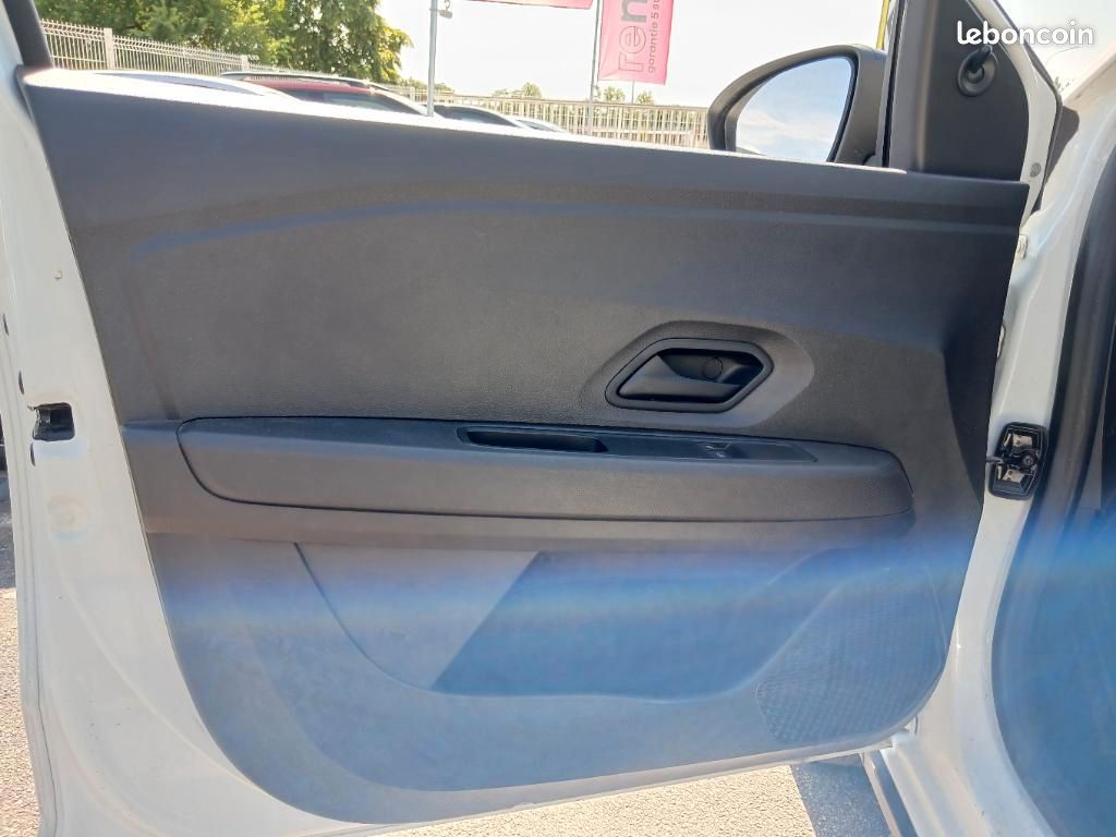 Dacia Jogger ECO-G 100 5 places Essential (image 16)