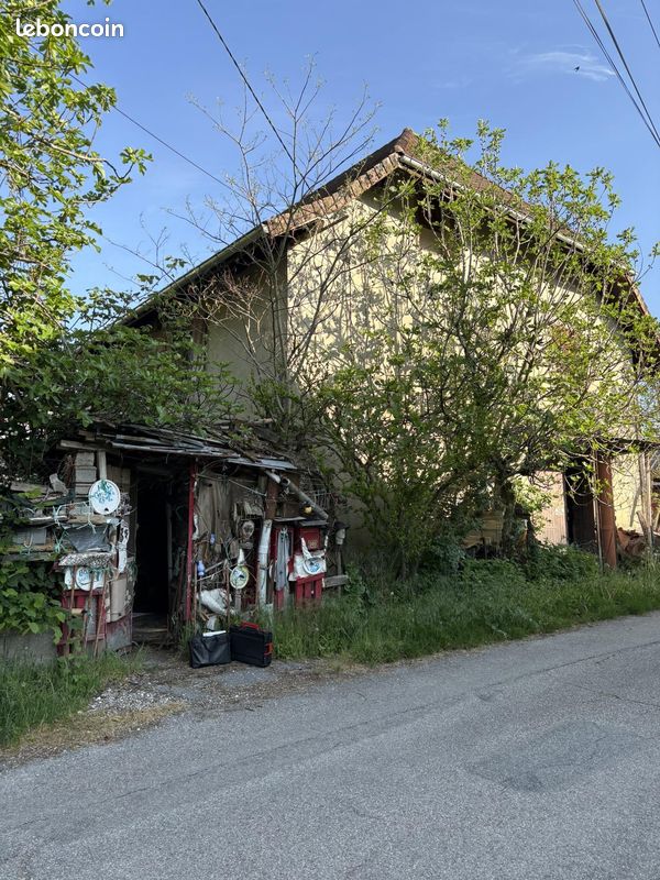 Maison 1 pièce 33 m² · à Dullin · 33 m² · 85 800 €