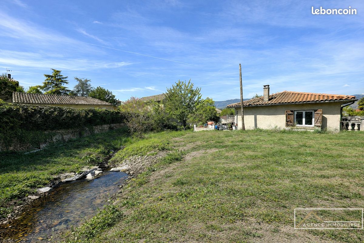 Maison 1 pièce 110 m² · à Saint-Maurice-l'Exil · 110 m² · 220 000 €