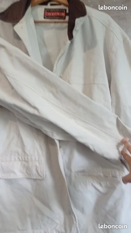 Vêtements Chevignon pour femme