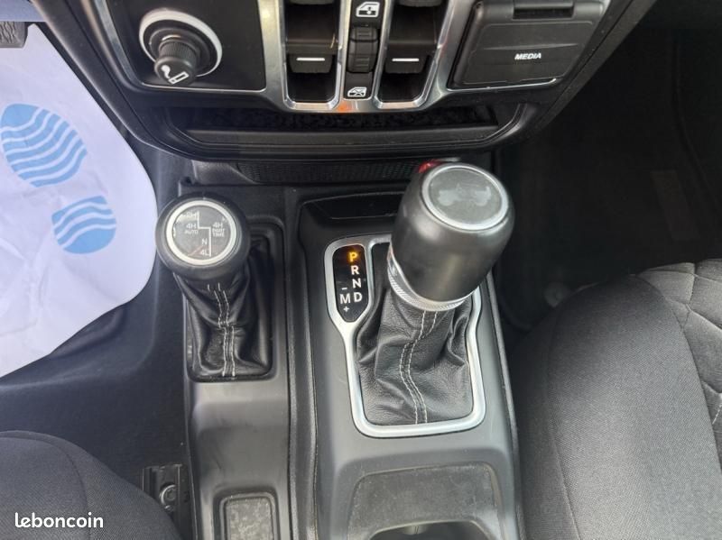 Jeep Wrangler Unlimited 2.0 T 380ch 4xe Sahara Command-Trac MY23 (image 9)