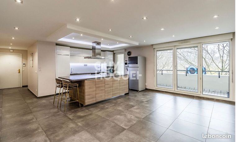 Appartement 4 pièces 97 m²