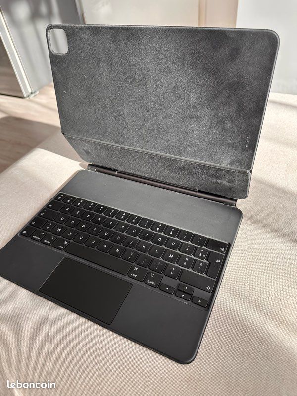 Apple Magic Keyboard pour IPad (image 1)