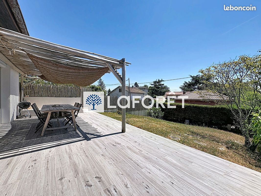 Appartement 6 pièces 157 m² · à Beynost · 157 m² · 399 000 €