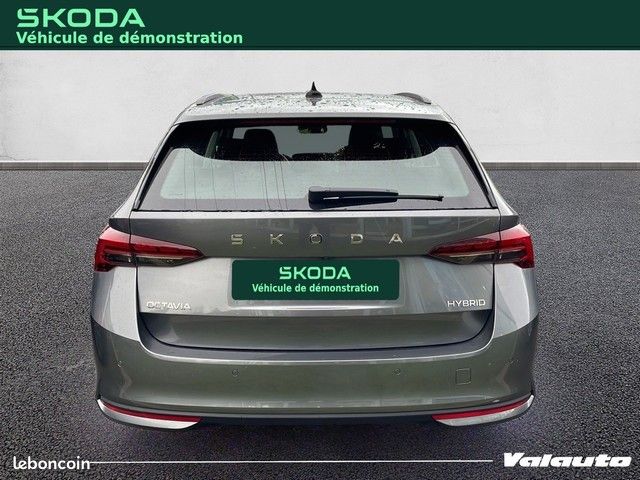 Skoda Octavia COMBI CLEVER 1.5 TSI 116 DSG7 HYBRID (image 4)