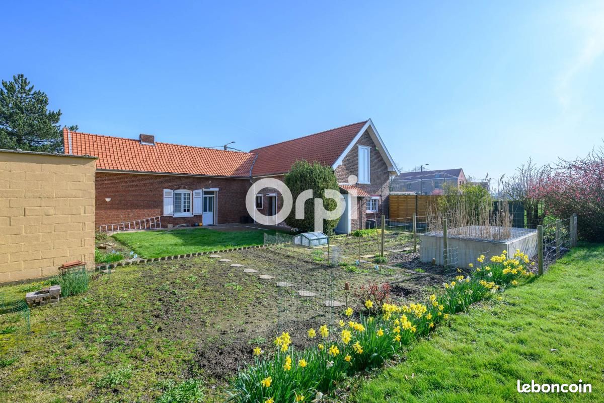 Maison 7 pièces 170 m² · à Fromelles · 170 m² · 349 500 €