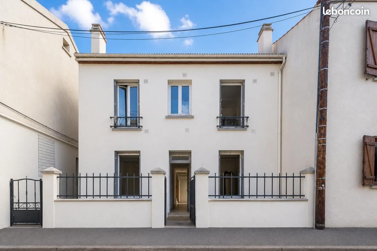 Maison 6 pièces 165 m² · à Saint-Denis · 165 m² · 577 000 €