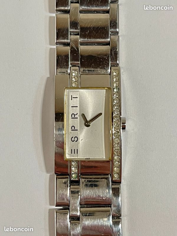 Montre femme Esprit au mouvement à quartz fonctionnant