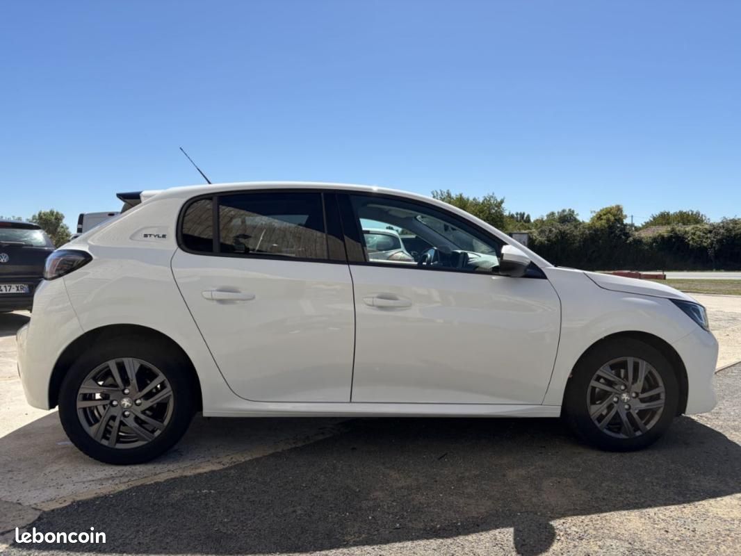 Peugeot 208 1.5 BlueHDi 100ch Style (image 6)