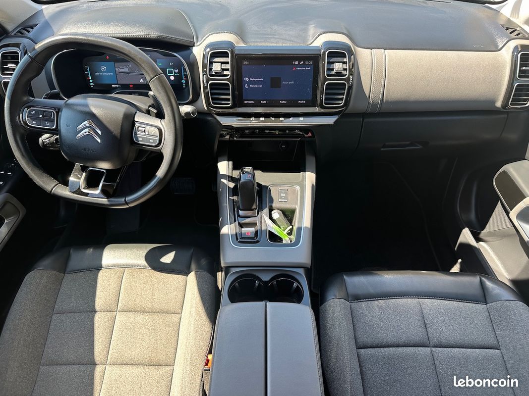 Citroën C5 AIRCROSS C-Series 1.6 225 Plug in Hybrid Rechargeable e-EAT8 Boîte auto {ATTELAGE - CAMERA - CLIM - CARPLAY} (image 21)