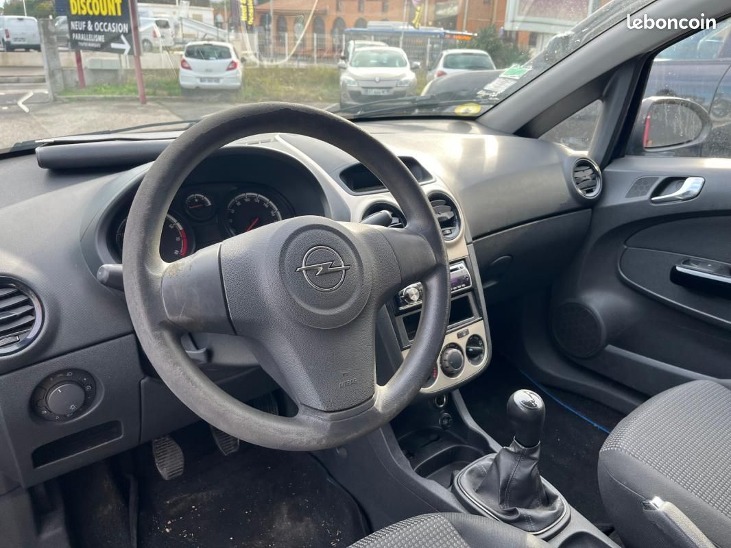 Opel Corsa 1.2 - 80 Twinport Essentia (image 6)