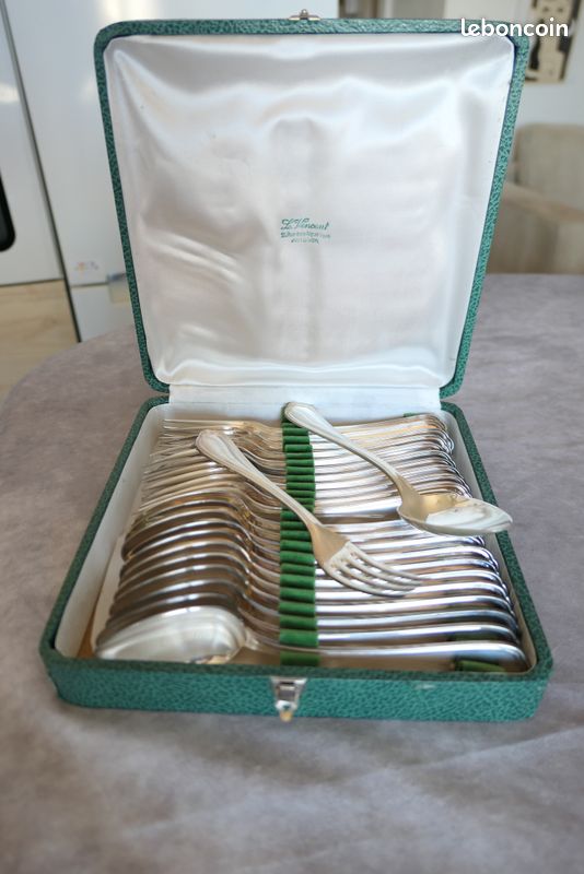 12 FOURCHETTE À escargot CHRISTOFLE modèle SPATOURS métal argenté 15,5cm Couvert EUR 240,00 - FR
