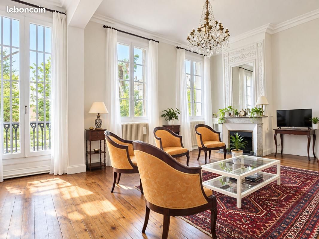 Maison 14 pièces 304 m² · à Bordeaux · 304 m² · 1 345 000 €