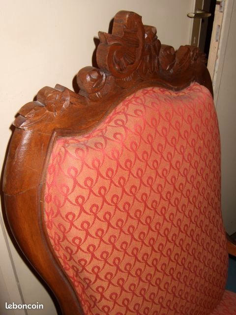 Fauteuil VOLTAIRE restauré à neuf par tapissier (image 3)