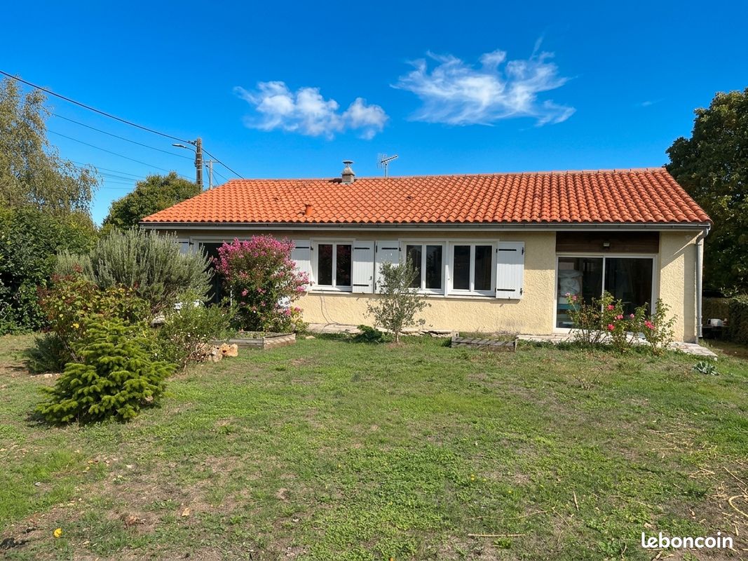 Maison 5 pièces 120 m² · à Vouillé · 120 m² · 222 000 €
