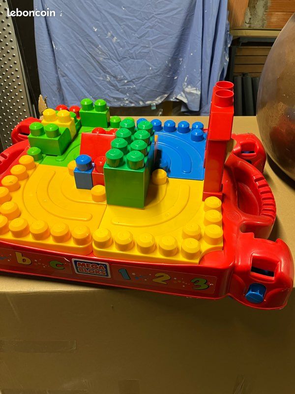 Table méga bloks (image 1)