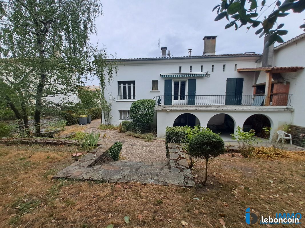 Maison 7 pièces 280 m² · à Mazamet · 280 m² · 249 000 €