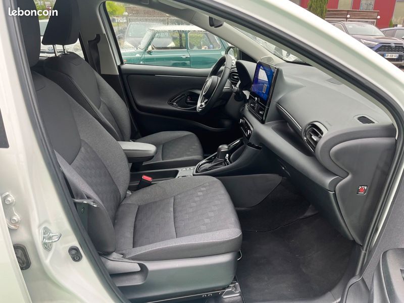 Toyota Yaris Hybride 116h Design (image 14)