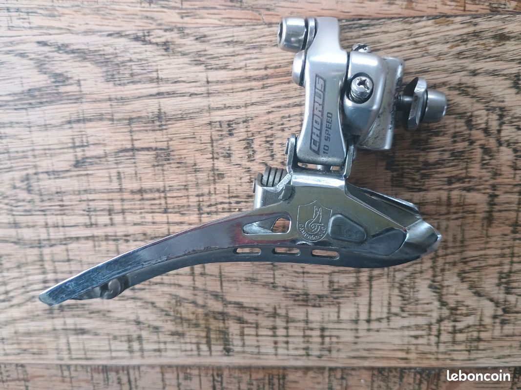 Derrailleur avant campagnolo athena 11v - 44630 - Troc Vélo