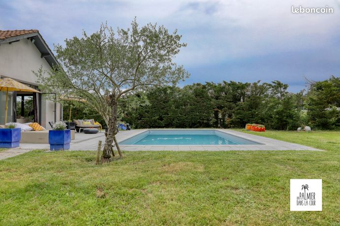 🌴 Maison de famille avec piscine dans écrin de verdure