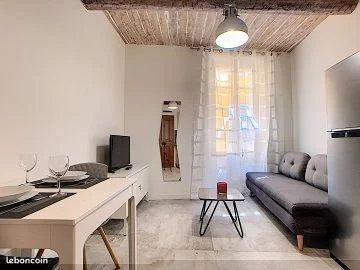 Appartement 2 pièces 36 m² · à Antibes · 36 m² · 990 €