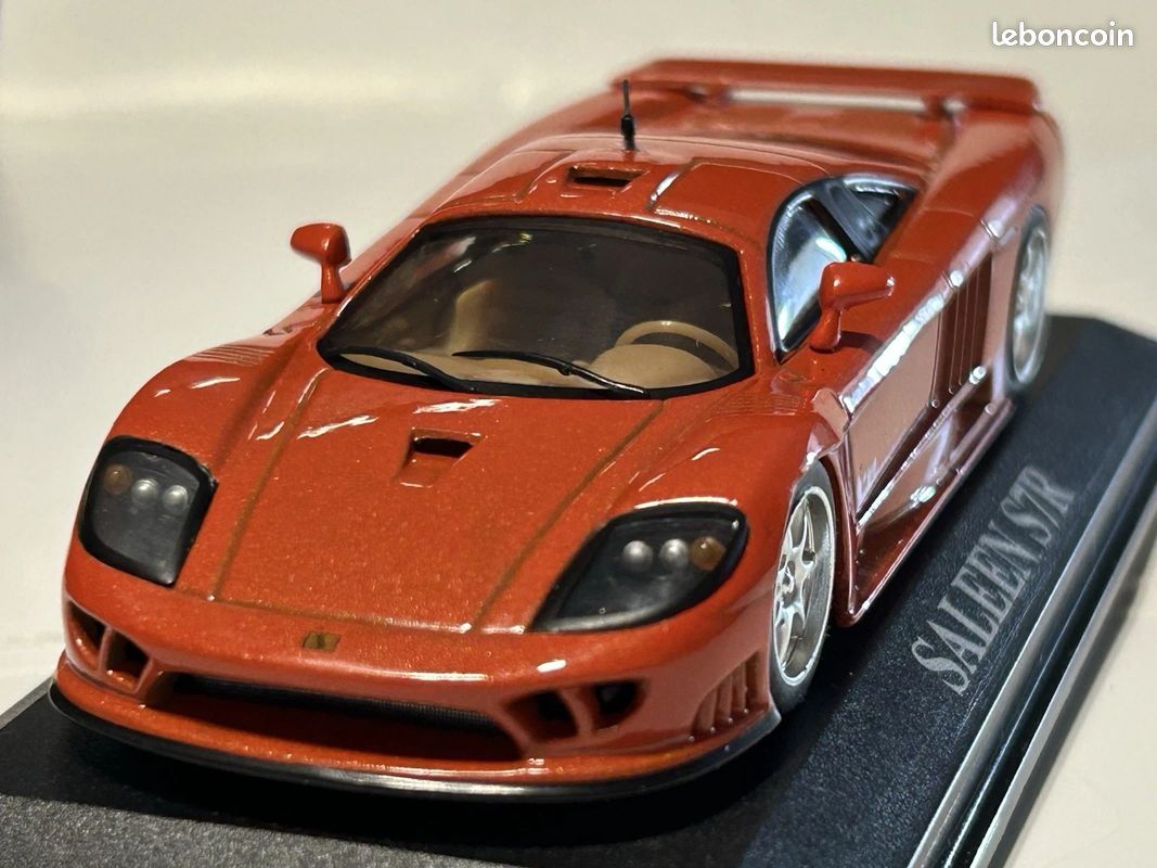 SALEEN S7-R N°66 LE MANS 2003 IXO LMM055 1:43 de reference LMM055