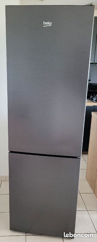 Accessoires réfrigérateur combiné Beko RCNA366K34XBRN (image 1)
