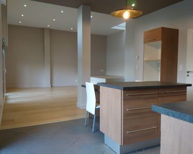 Appartement type loft Niort gare