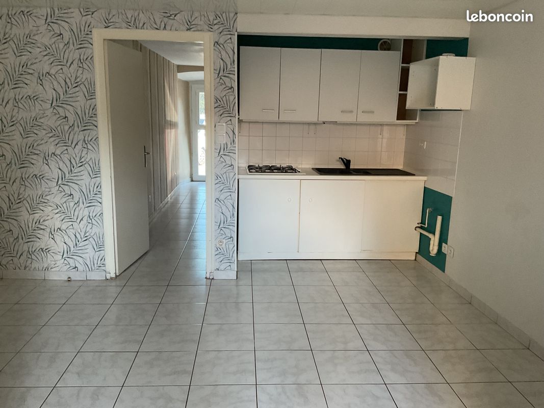 Appartement 2 pièces 36 m² · à Solignac-sur-Loire · 36 m² · 345 €