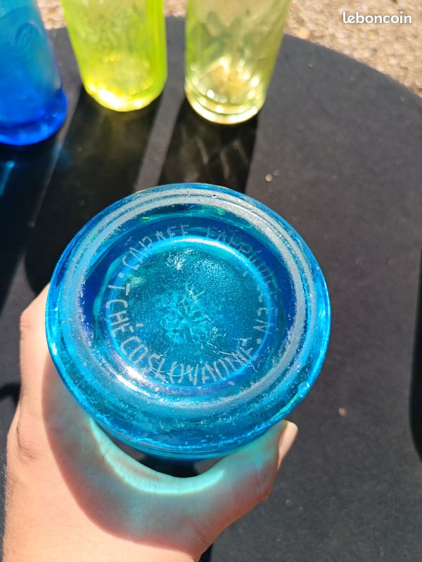 Siphon bleu de la maison CLARET à LYON (image 3)