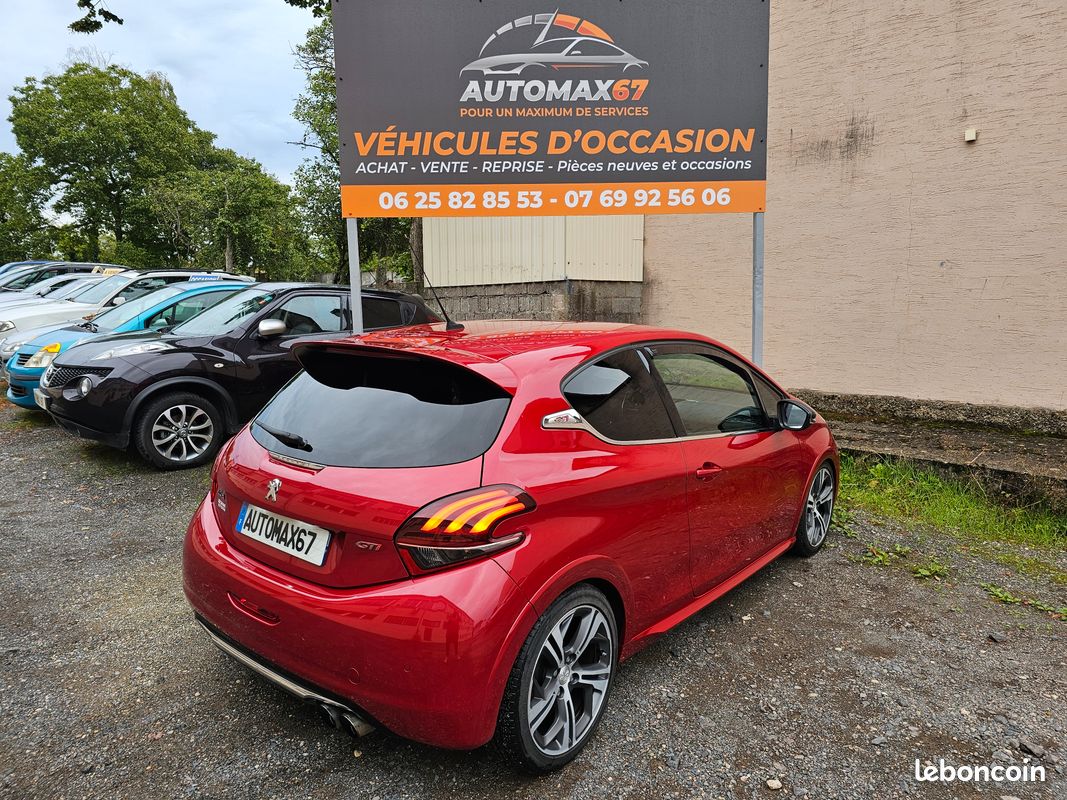 Autoradio d'origine pour PEUGEOT 208 1 PHASE 2 d'occasion