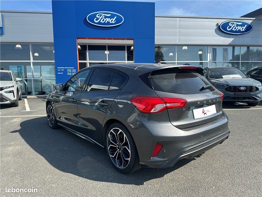 Ford Focus IV 2.0 ECOBLUE 150 S&S ST Line (image 7)