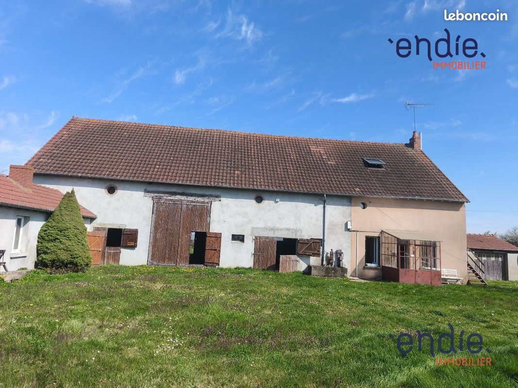 Maison 5 pièces 135 m² · à Doyet · 135 m² · 96 000 €