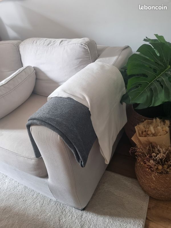Lot de 2 plaids Ikea (image 3)