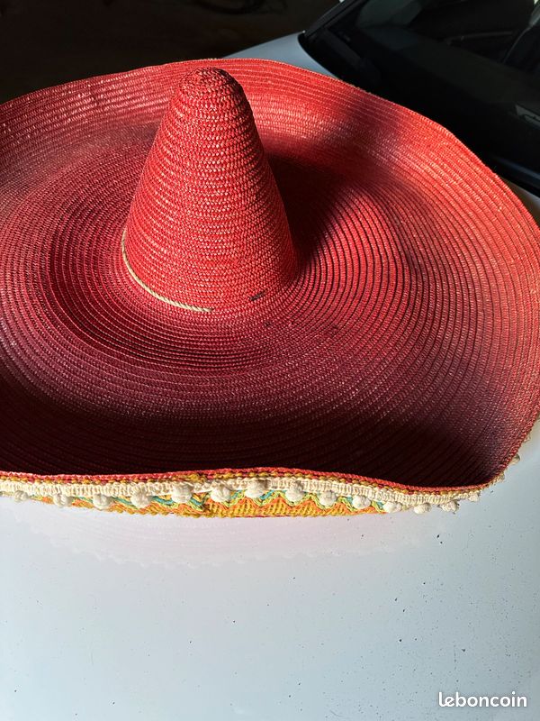 À vendre chapeau tyrolien (image 1)