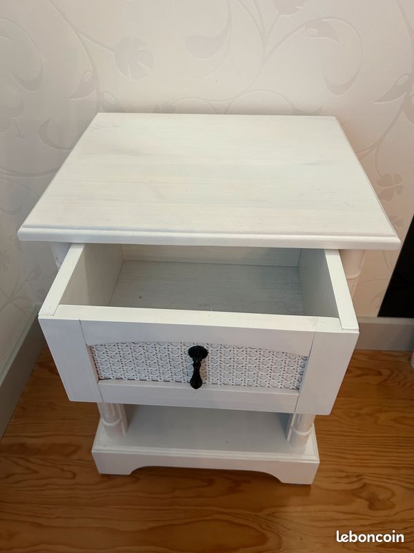 Réservé Ensemble lit sommier matelas tables de chevet (image 12)