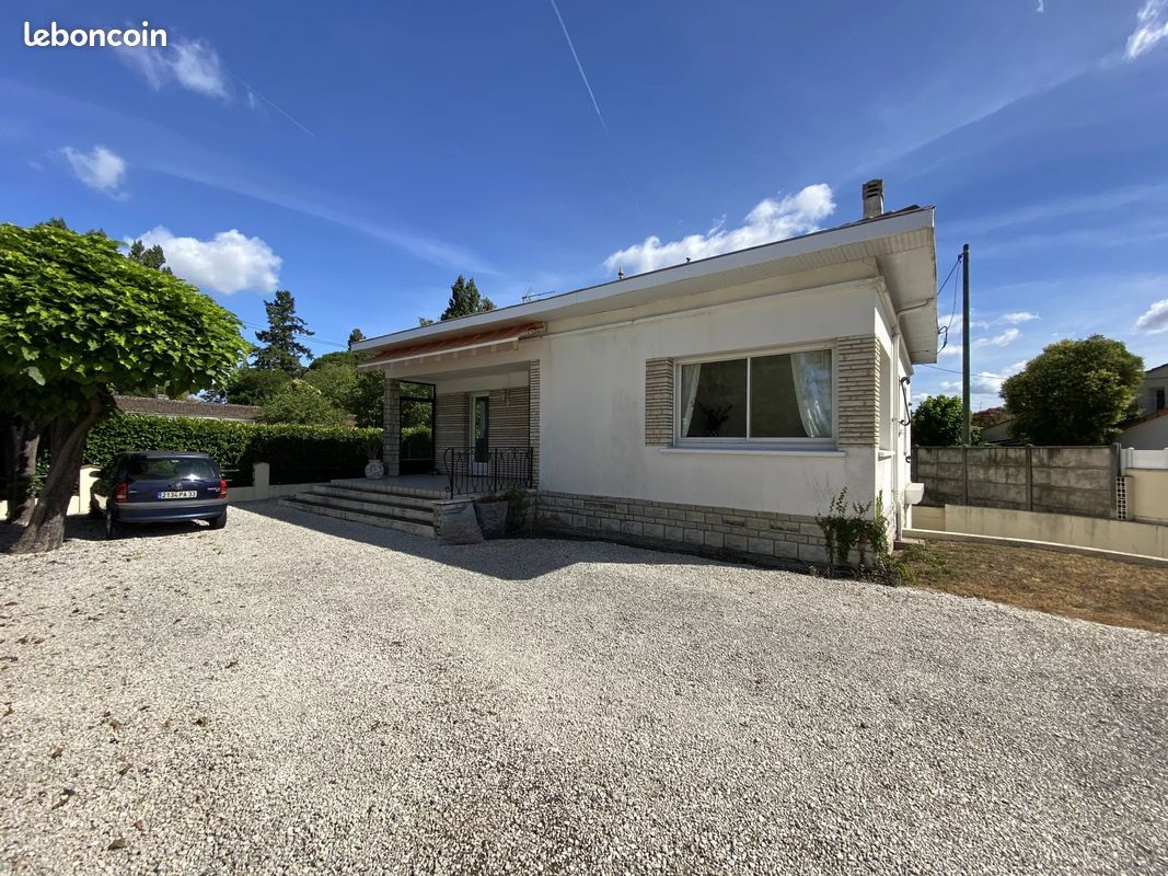 Maison 3 pièces 82 m² · à Saint-Médard-en-Jalles · 82 m² · 329 000 €