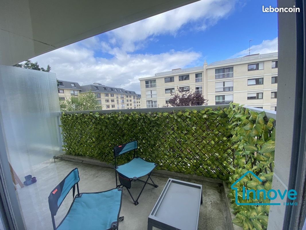 Appartement 1 pièce 38 m² · à Versailles · 38 m² · 1 050 €