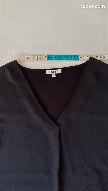 Blouse fluide élégante noire (image 9)