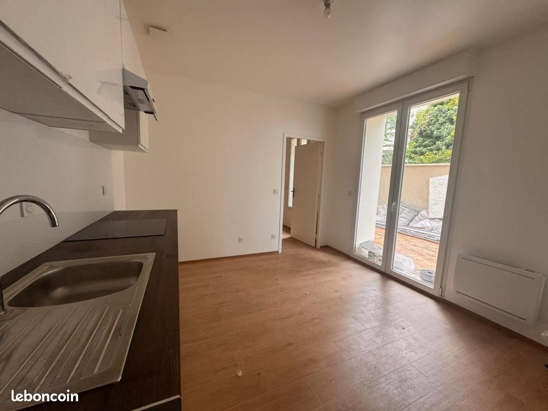 Appartement 2 pièces 41 m² · à Aubervilliers · 41 m² · 566 €/mois