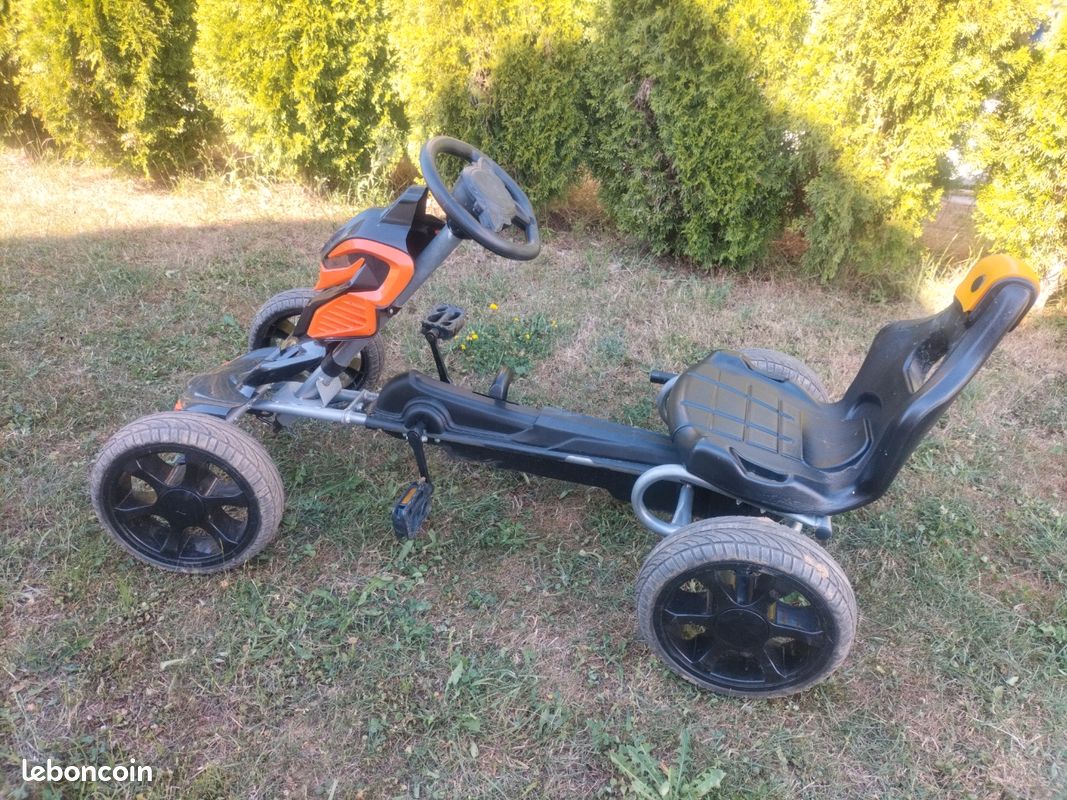 Kart à pédales (image 2)