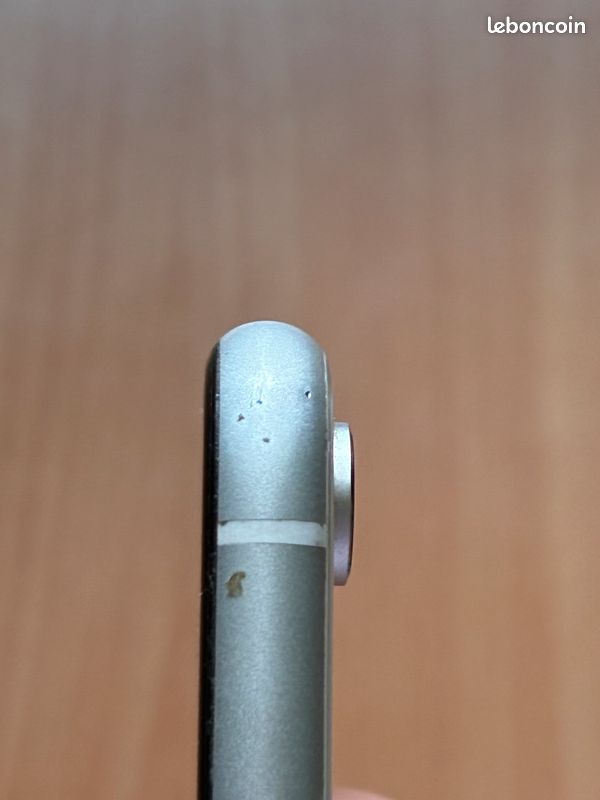 Apple iPhone XR 64 Go – Blanc – Bon état – Boîte + facture Apple (image 9)